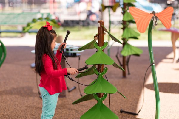 Freenotes Harmony Park Toddler Tenor Tree (Outdoor Music Instruments)