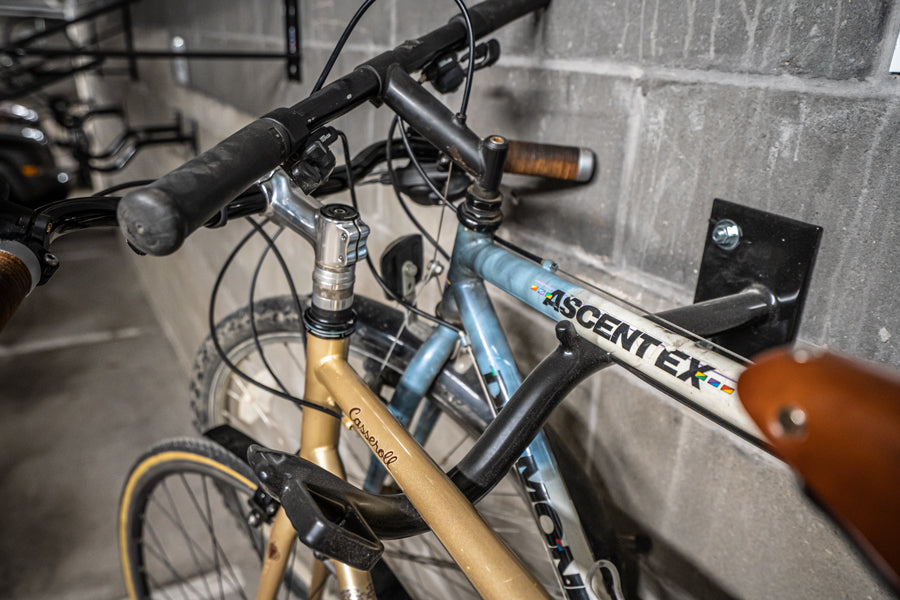 Dero Wall Rack