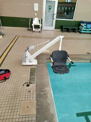 Aqua Creek Admiral Pool Lift