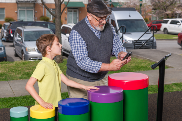Freenotes Harmony Park Device Holder Stand- The Harmony Method™ (Outdoor Music Instruments)