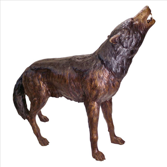 Design Toscano- The Howl of the Wild Wolf Cast Bronze Garden Statue
