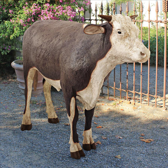 Design Toscano- The Grand-Scale Wildlife Animal Collection: Hereford Steer Statue