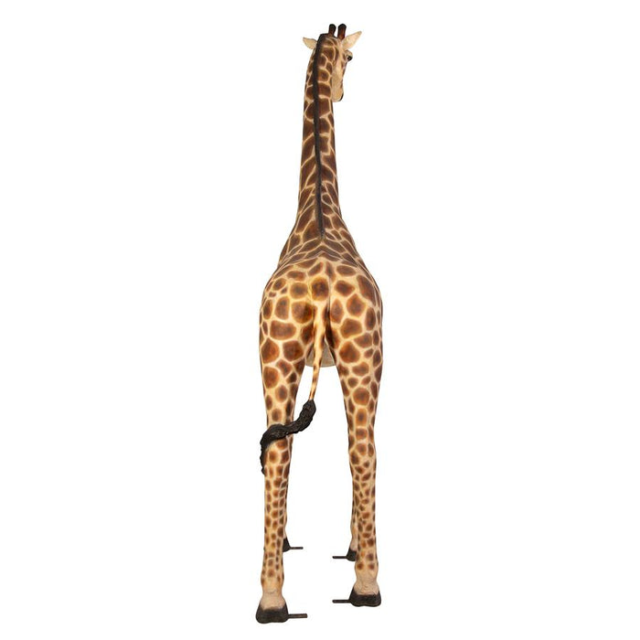 Design Toscano- Malee Grand Scale Giraffe Garden Statue