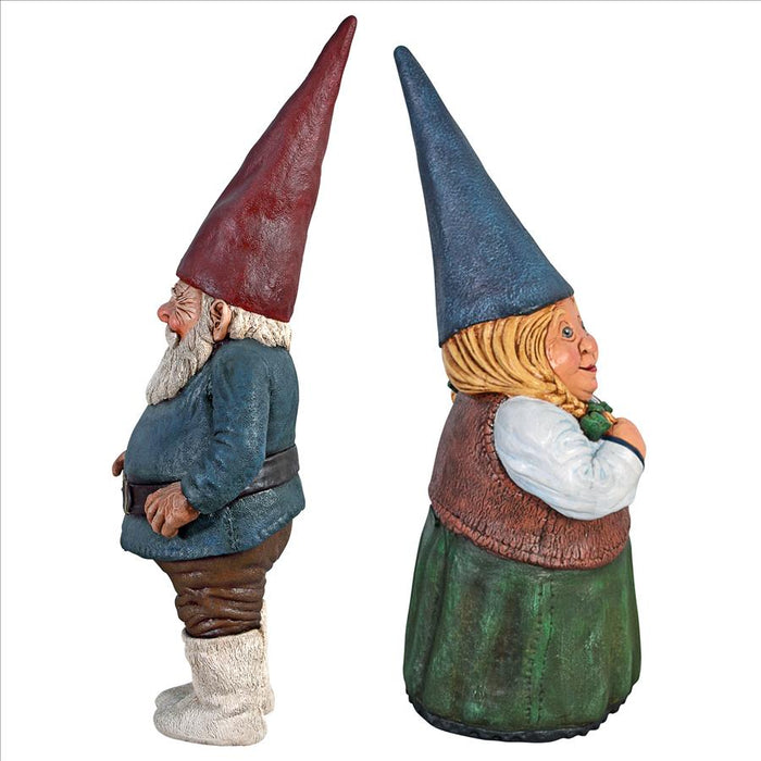 Design Toscano- Mother Dagmar & Father Friedmann Garden Gnome Statue Set